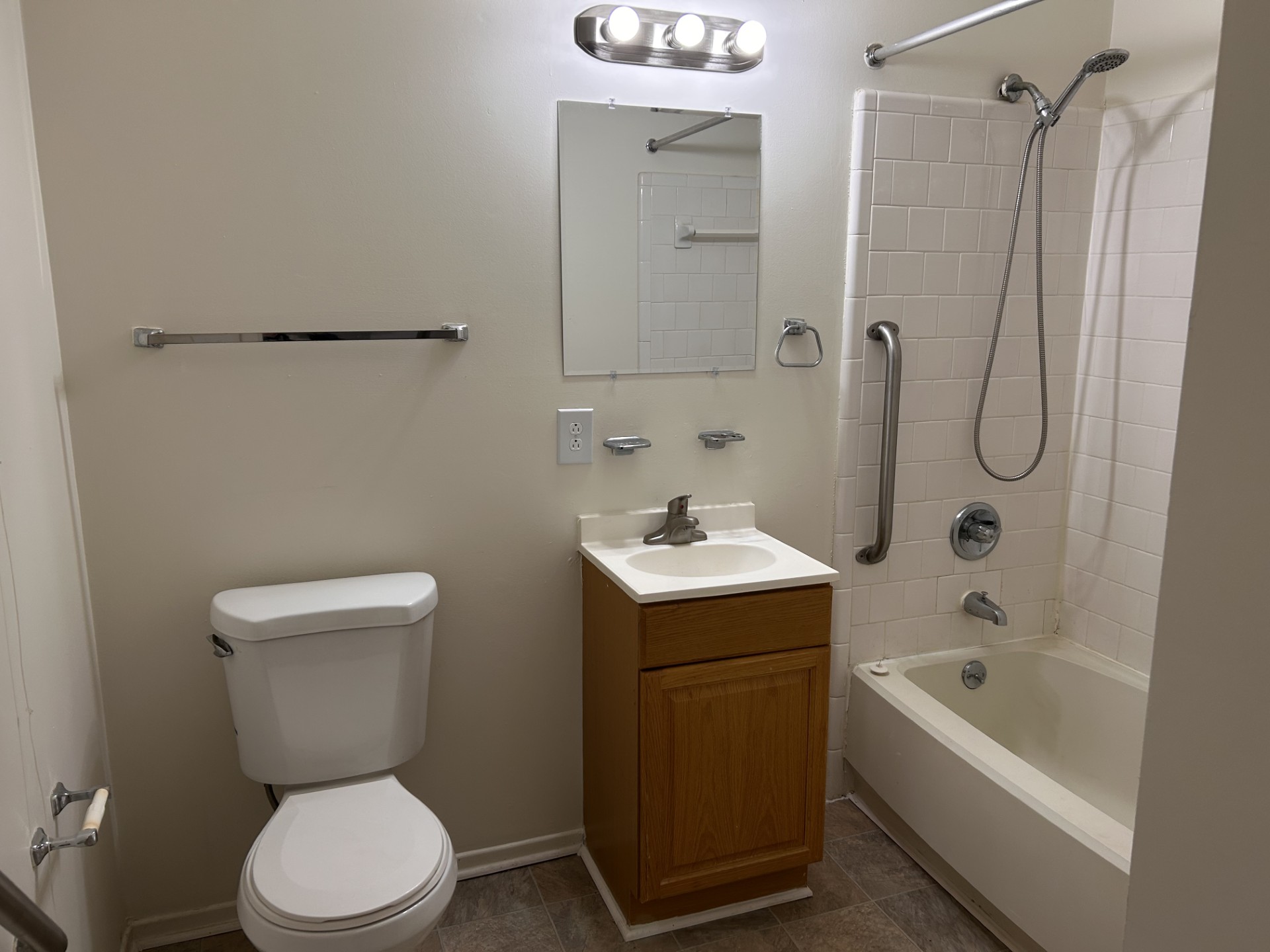 Unit photo 6